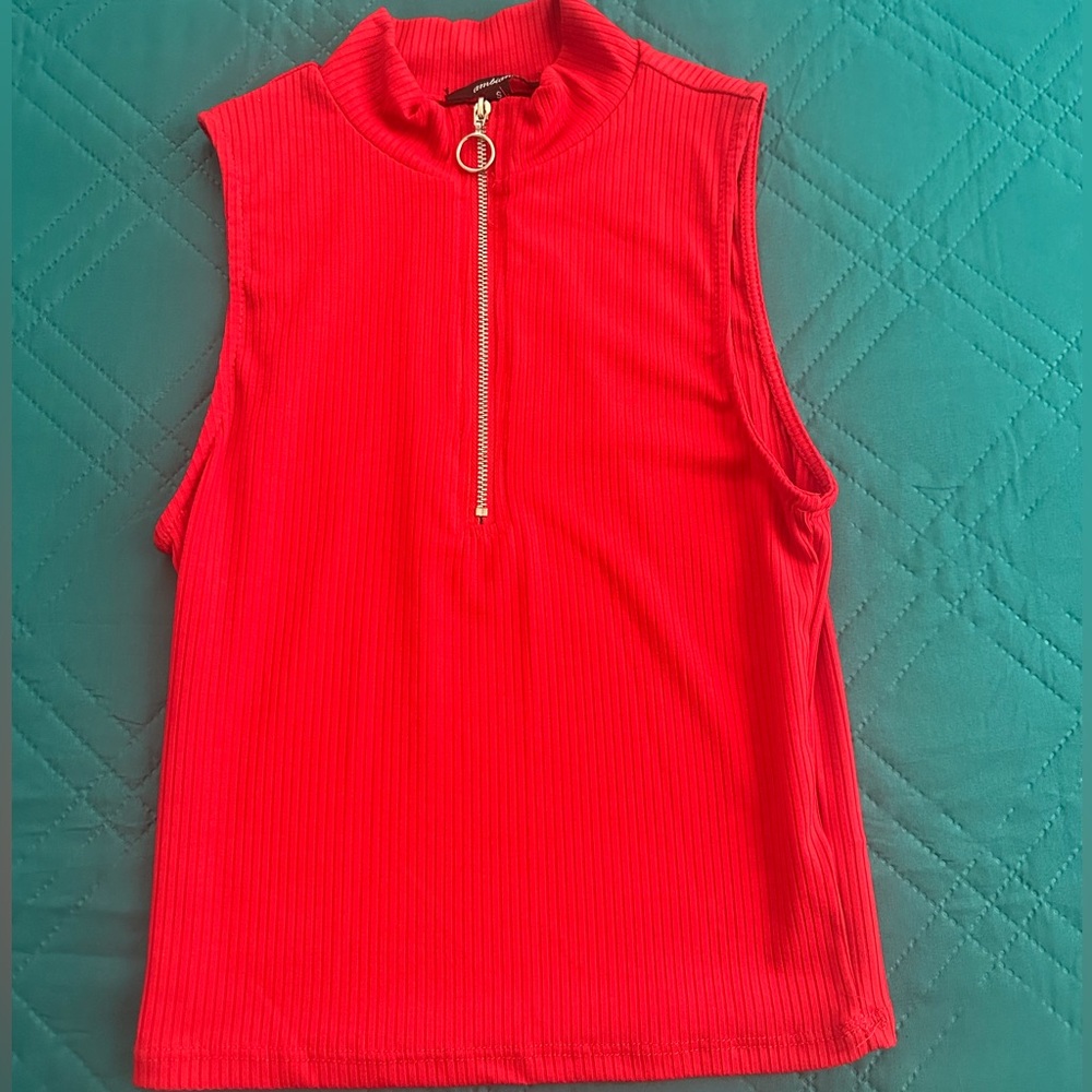 Ambiance Red Fitted Zippered Tank Top